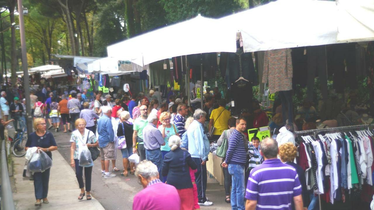 Appartamento Guido Reni Lido di Spina Eksteriør billede